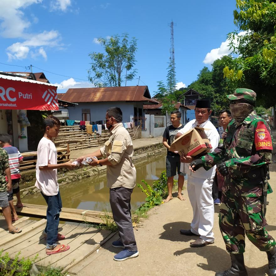 CEGAH COVID 19,3000 MASKER DI BAGI UNTUK WARGA TENTE